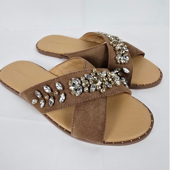Adrienne Vittadini Sandals 7.5 Tan Brown Jewel Embellished Slide Shoes NWT - Picture 3 of 5